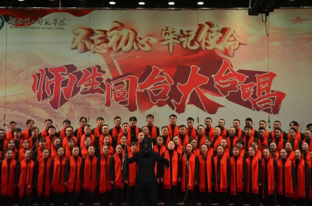年轻人愿意买一万块的手机却不愿意用几块钱的共享充电宝，消费心理是什么？